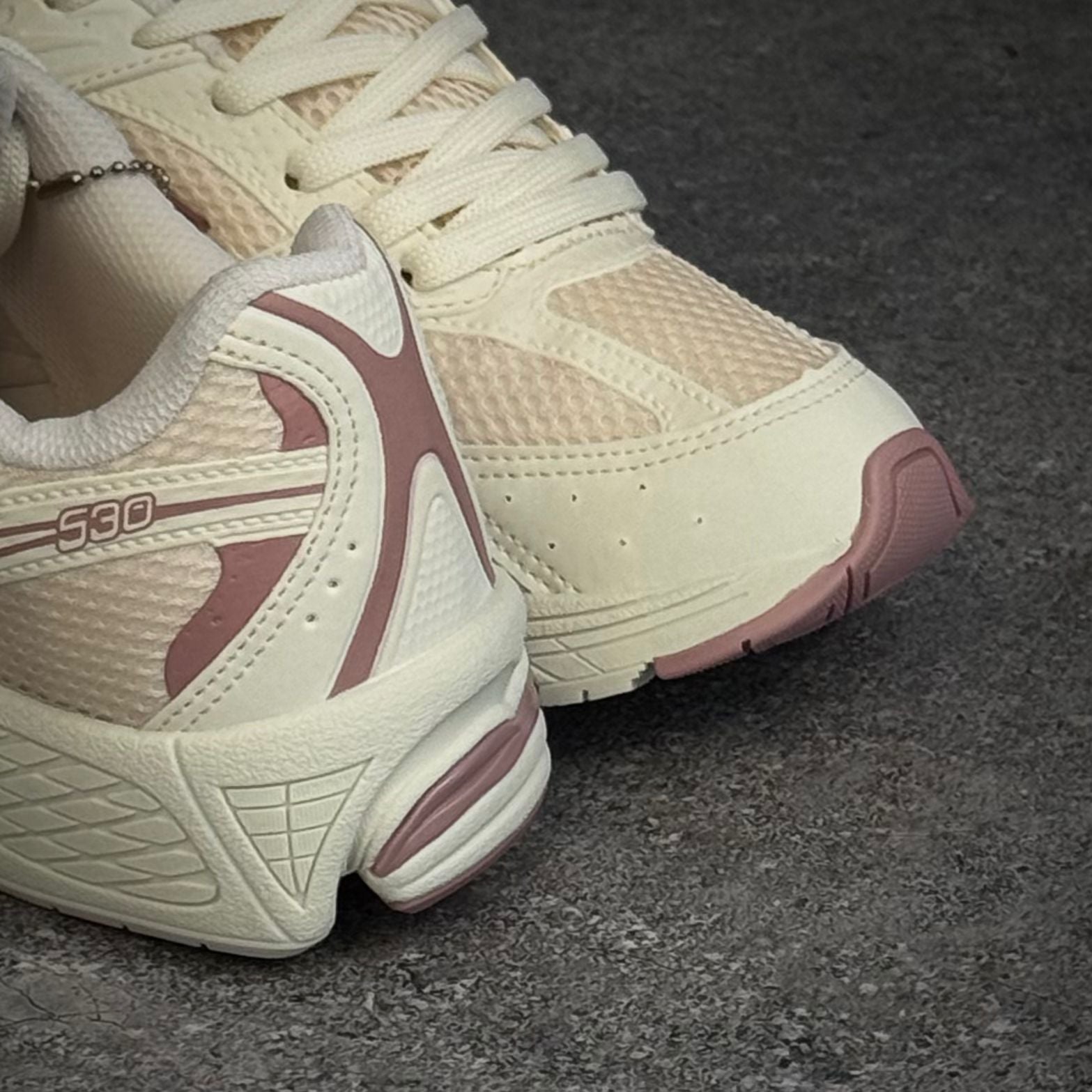 New Balance 530 - premium