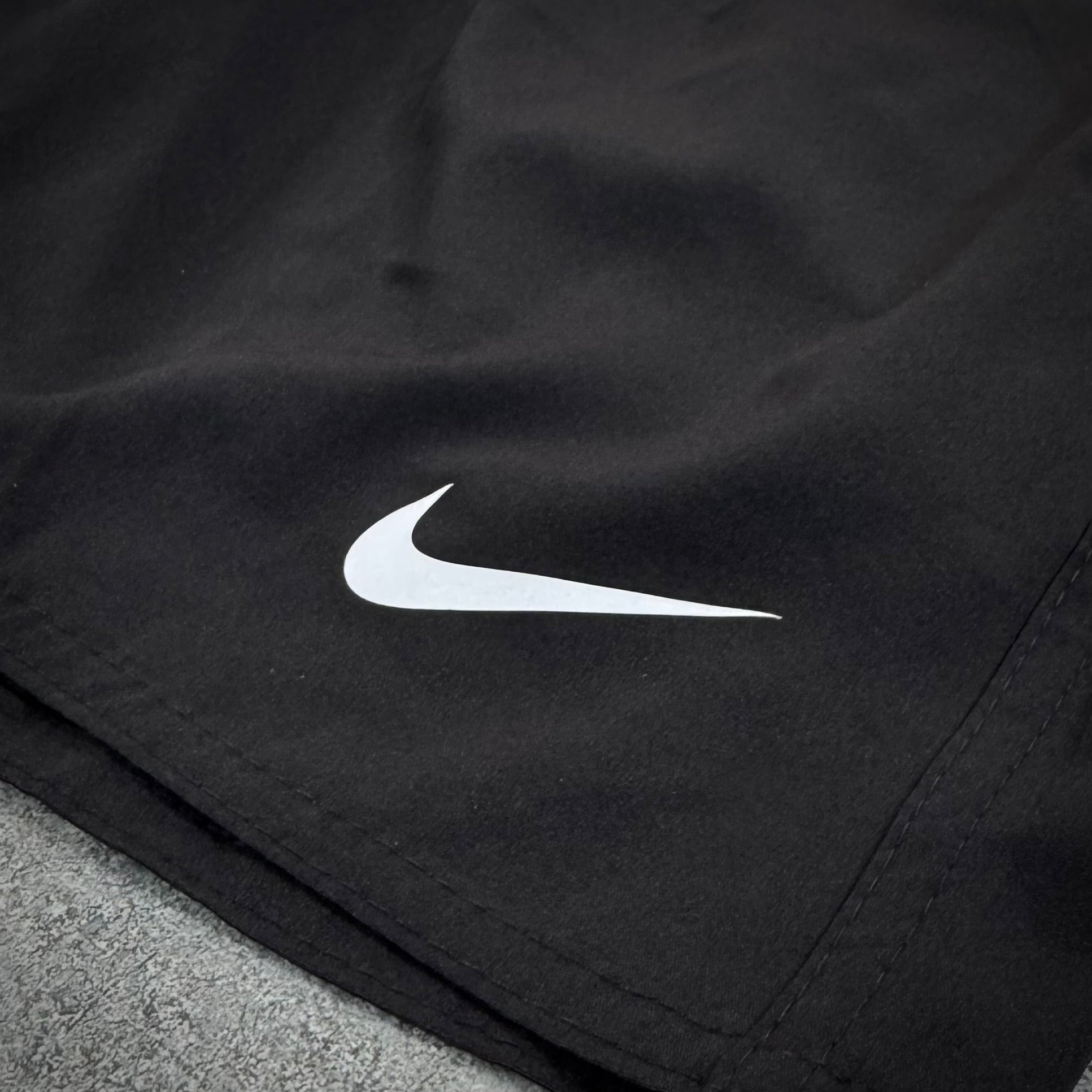 Bermuda Elastano Nike Preta