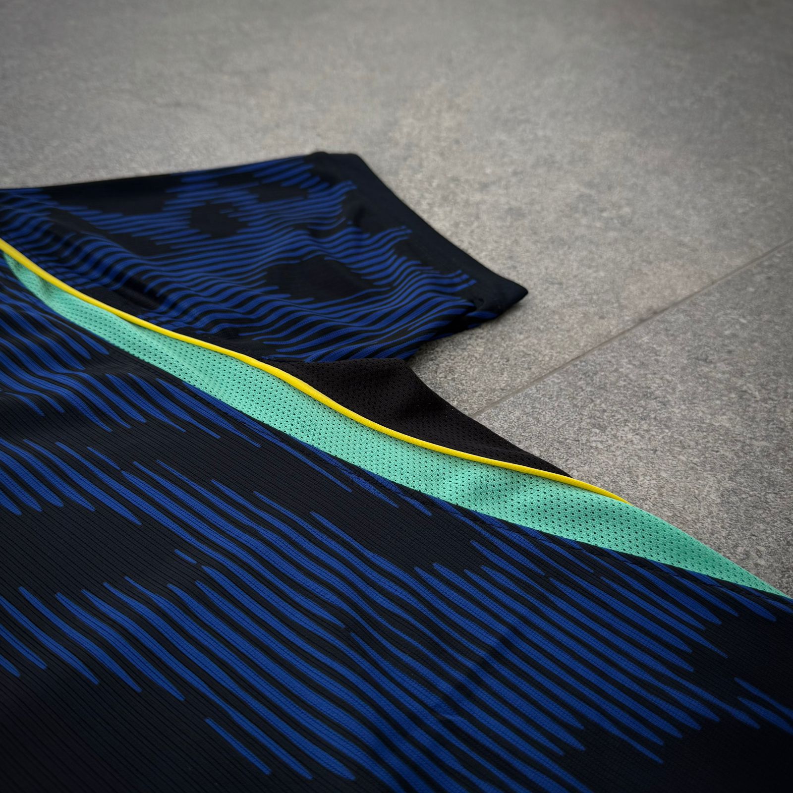 Camisa Brasil Azul Masculina Torcedor- Premium