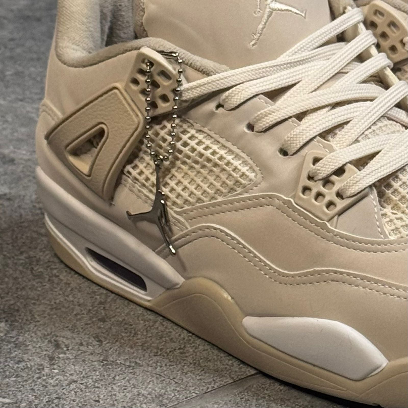 Air Jordan 4 - premium